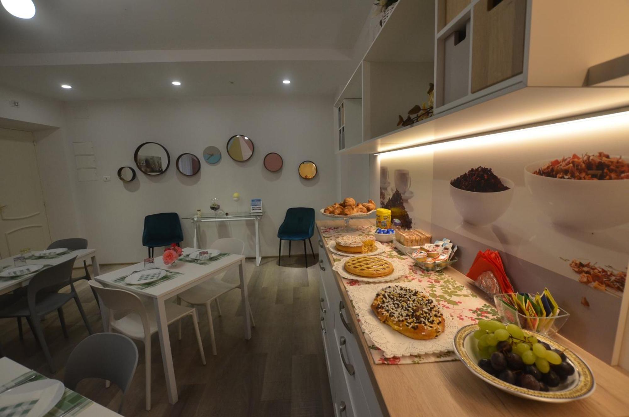 La Coccinella Bed & Breakfast Iesi Luaran gambar