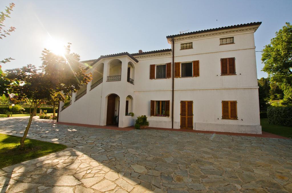 La Coccinella Bed & Breakfast Iesi Luaran gambar