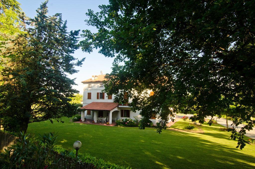 La Coccinella Bed & Breakfast Iesi Luaran gambar